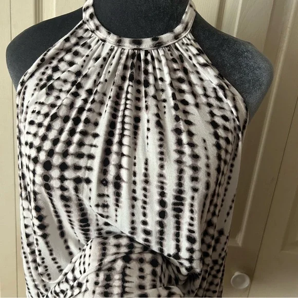 Women's Black and White Halter Top - Picture 2 of 6
